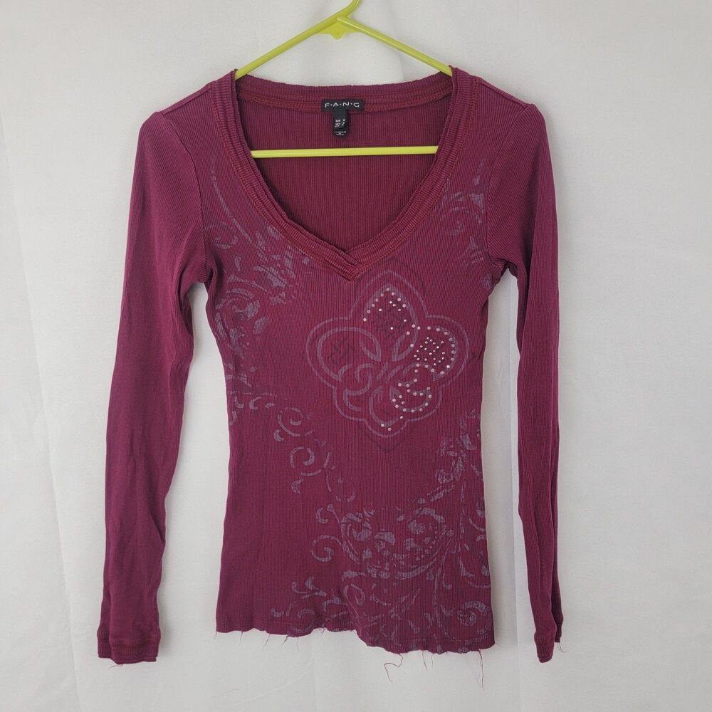 FANG Womens Shirt Sz M Fitted Ribbed Red V Neck Fleur Distressed Y2K Grunge VTG